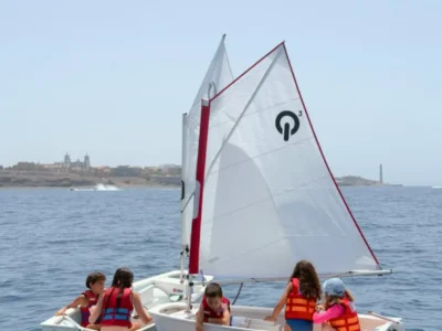 Finalizado con gran éxito el Campus de Verano Pasito Blanco 2026: vela y diversión para los más pequeños